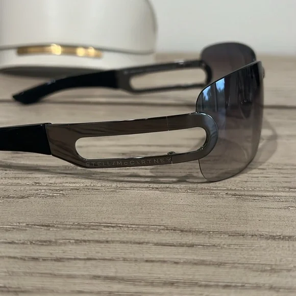 Stella McCartney aviator sunglasses - Picture 2 of 3